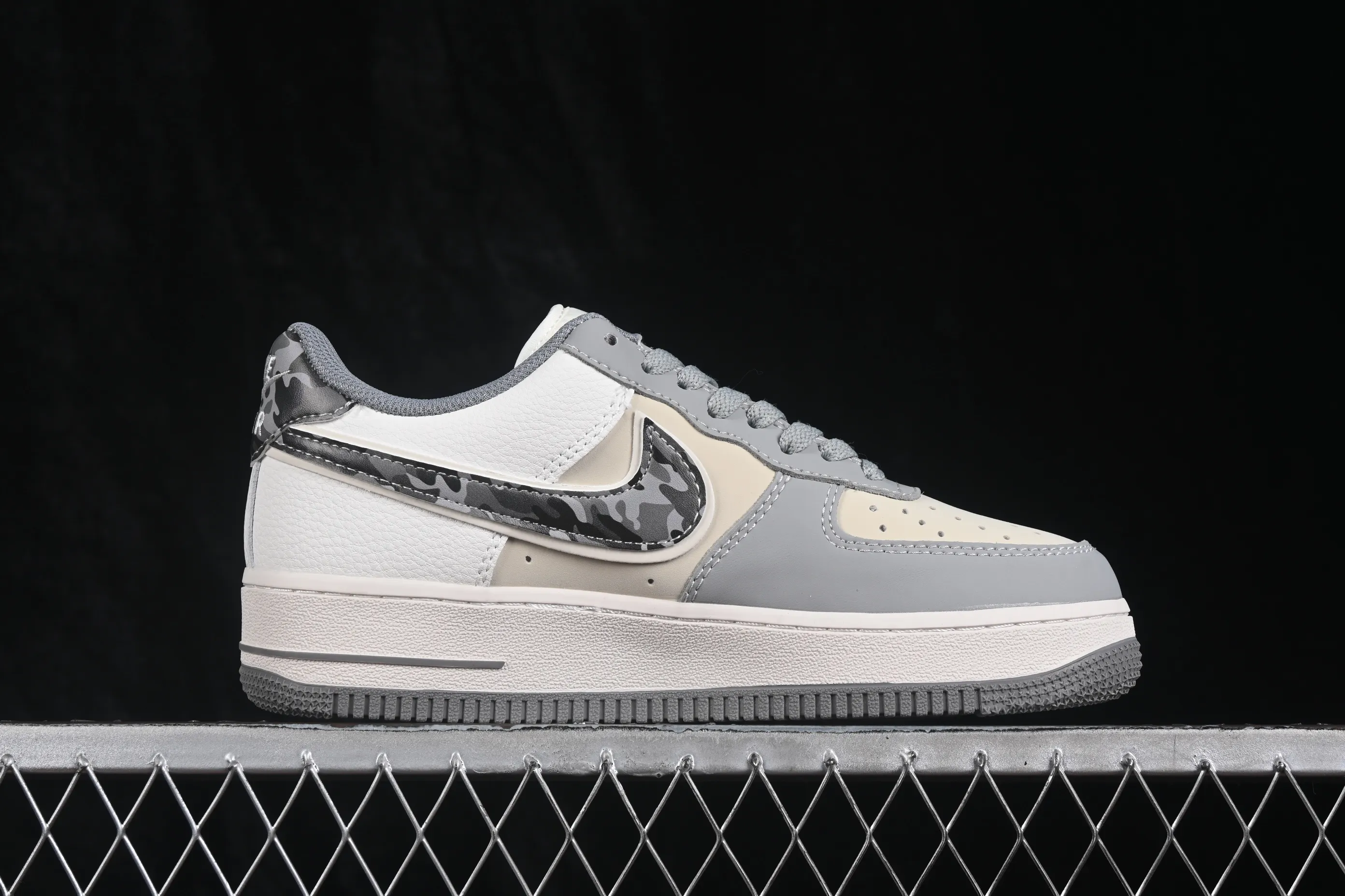All categories Nk Air Force 1 Air Force series Nk Air Force 1 Low Air Force low-top Nike Air Force 1'07 Low Air Force 1 low-top casual sneakers LF6688-006